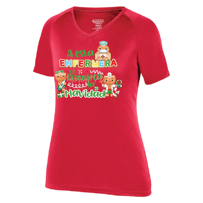 A esta Enfermera le encanta la Navidad T Shirt