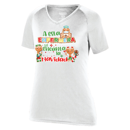 A esta Enfermera le encanta la Navidad T Shirt
